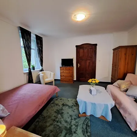 Pod Wiezami Apartment *