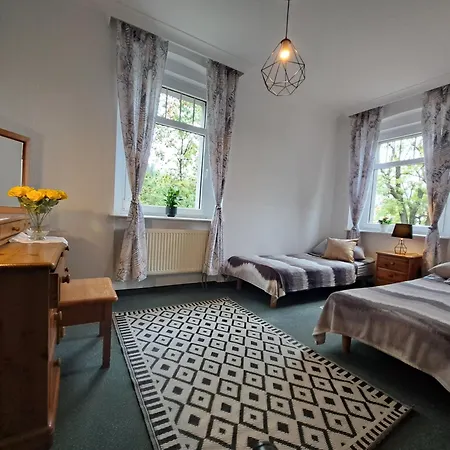 Pod Wiezami Lägenhet *